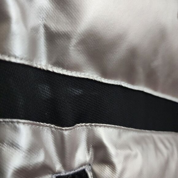 zuda Quilted Silver Pearlized Puffer Jacket with Hood - Picture 8 of 16